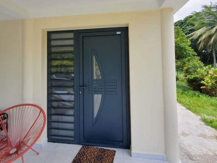 Installation de portes de qualité : confort et sécurité garantis.